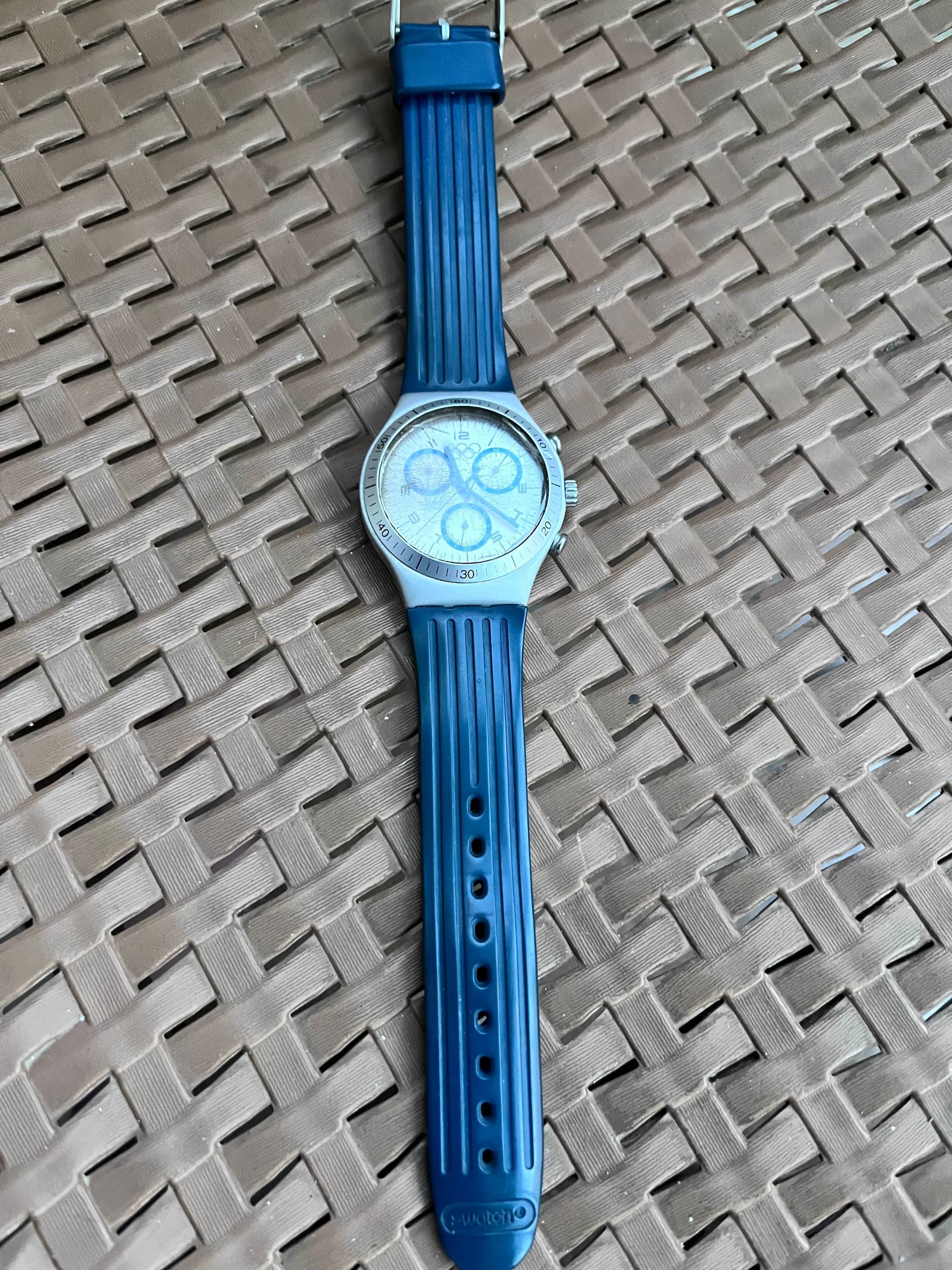 ساعة يد Swatch رجالية أصلية بإطار ألومنيوم 46 ملم مقاومة للماء والغبار