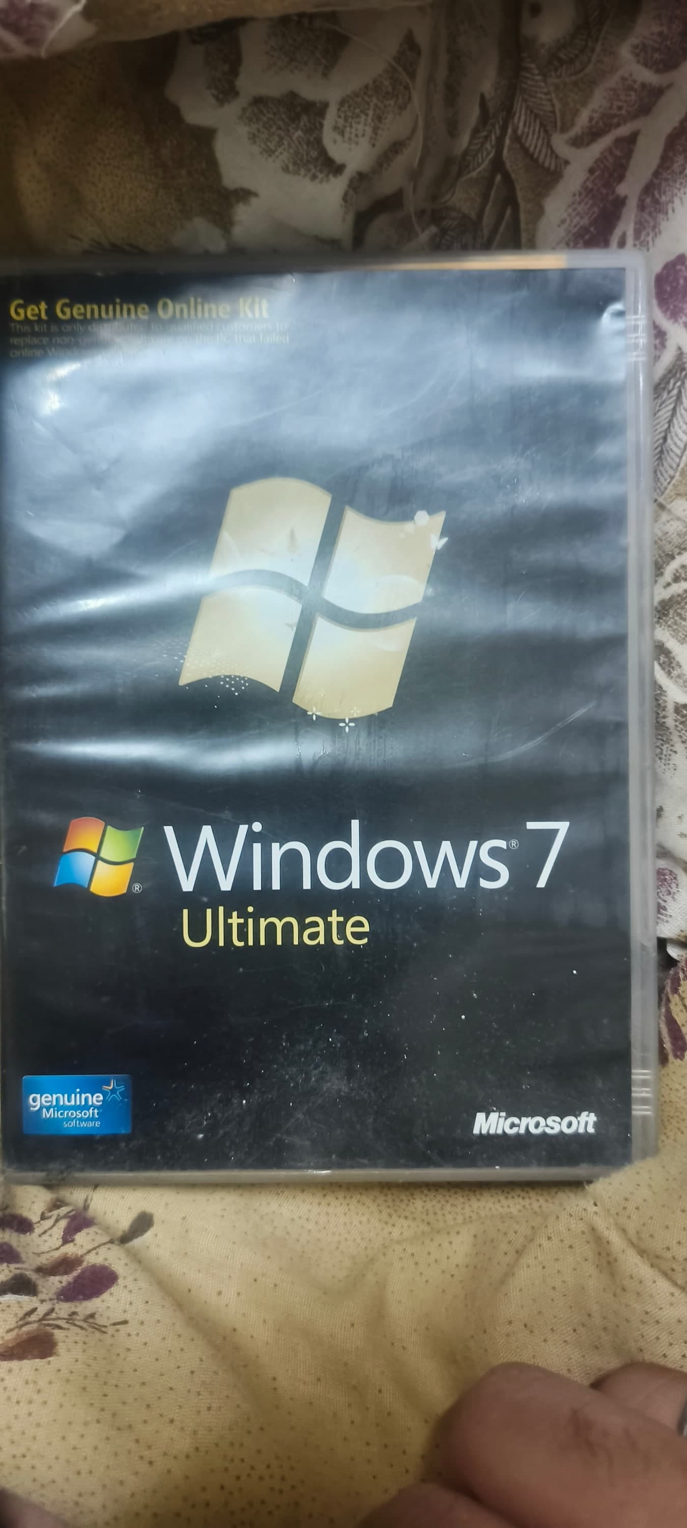 أقراص Windows 7 أصلية 32 و64 بت مع كود التفعيل والفواتير