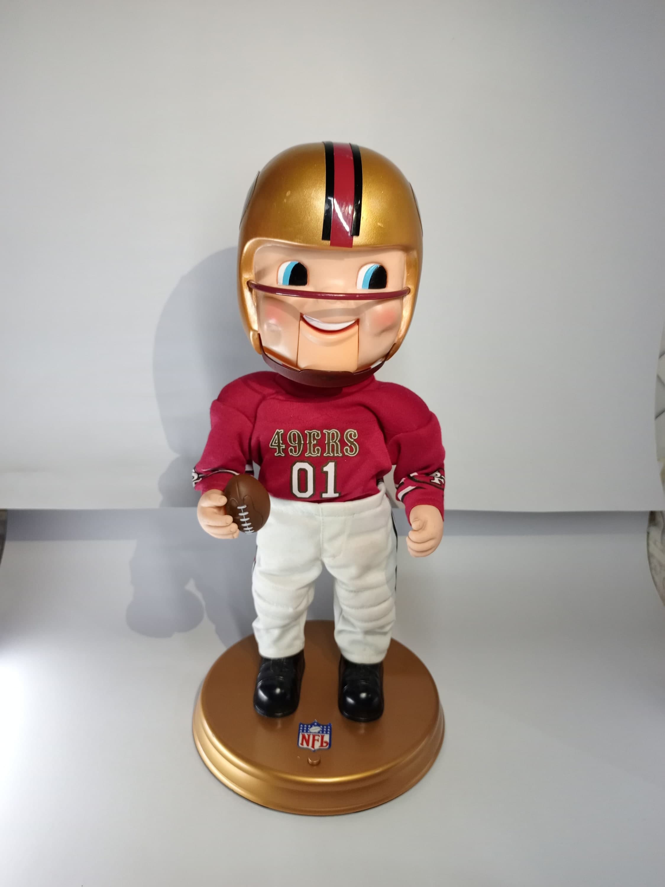 دمية Gemmy Rockin' Randall المتحركة والمغنية لفريق San Francisco 49ers قديمة