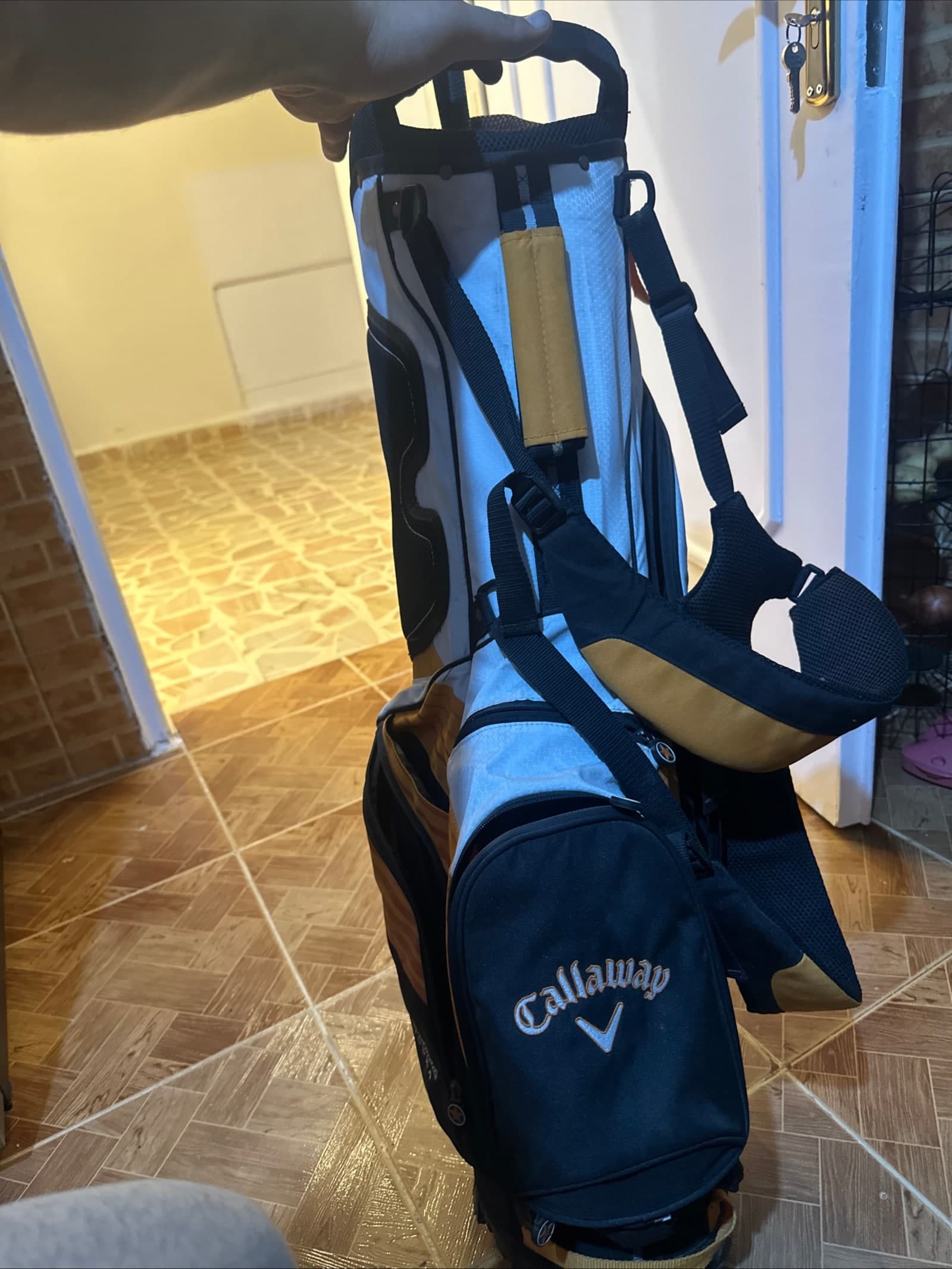 حقيبة غولف Callaway مع مضارب الغولف - مستعملة